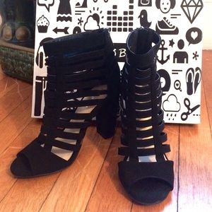 ❤️ Bamboo Rampage caged heels